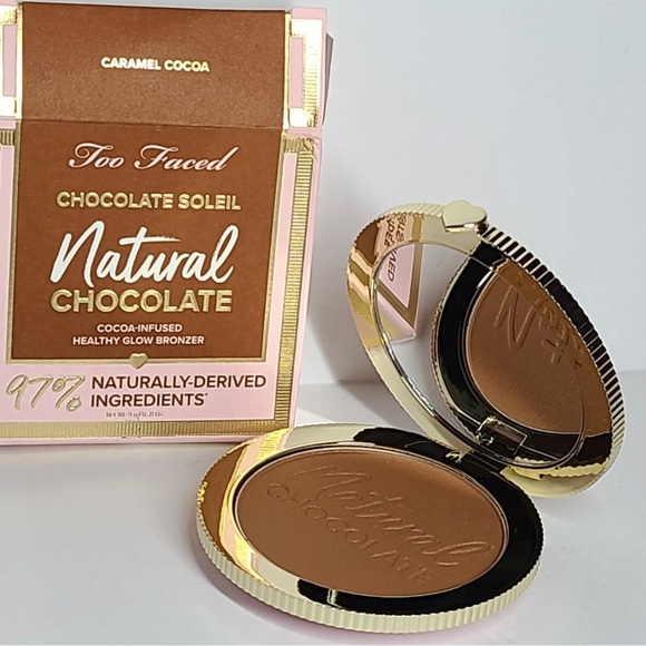 TOO FACED CHOCOLATE SOLEIL NATURAL CHOCOLATE BRONZER - CARAMEL COCOA - Picture 13 of 16